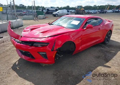 2017 Chevrolet Camaro 1Ss z USA, uszkodzony, nr VIN 1G1FF1R74H0108902